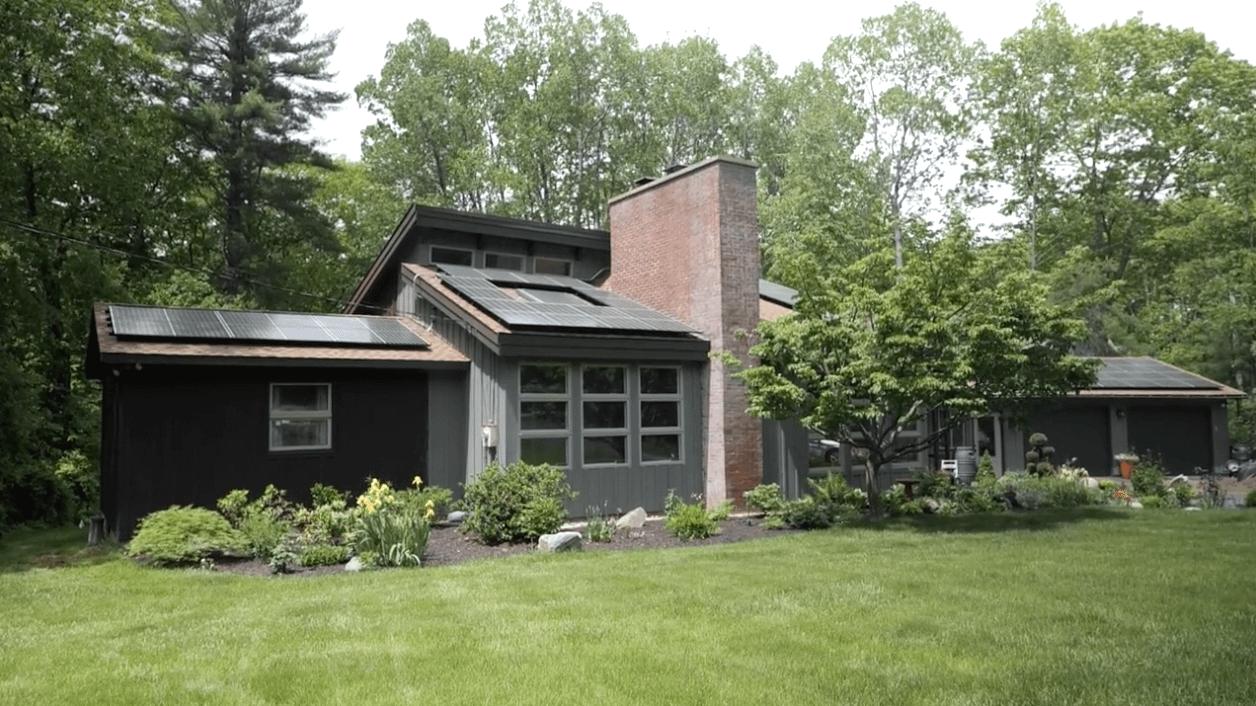 Durham_NH_Solar_Champions.png